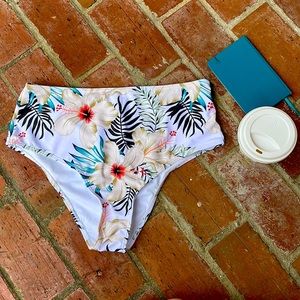 L Shein bikini bottom only